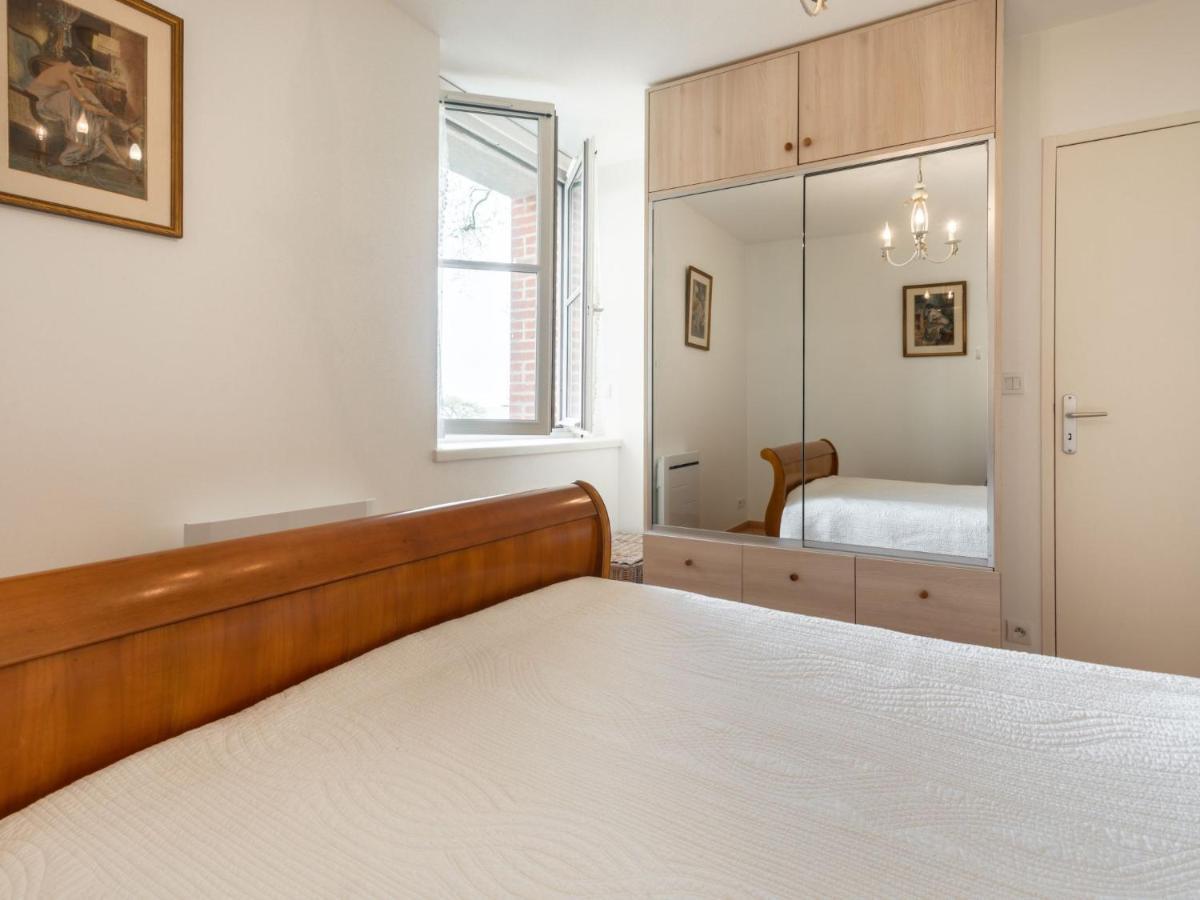 Apartment Le Parc Du Prieure By Interhome Дінар Екстер'єр фото